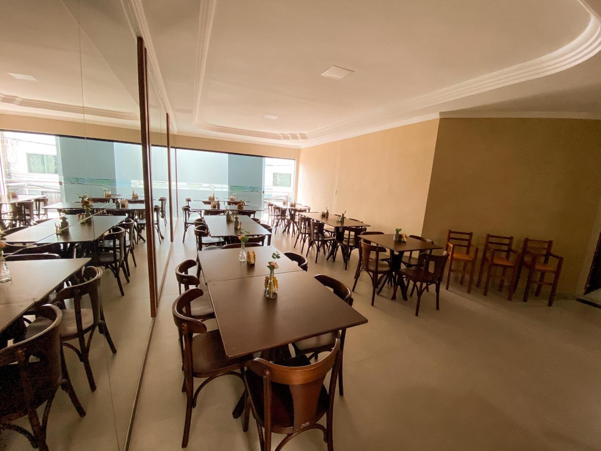 Cantinho Hotel 3*
